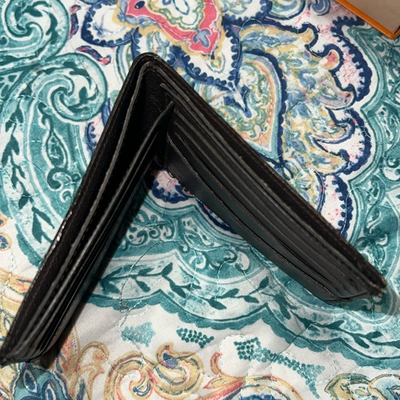 Used Louis Vuitton wallet - Picture 6 of 7